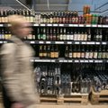 Alkoholio akcizų pajamos auga, pardavimai išlieka mažesni