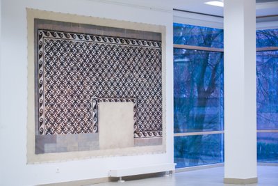 Eglės Ridikaitės tapybos paroda "Atėjai, pamatei, išėjai: kultūringos grindys"