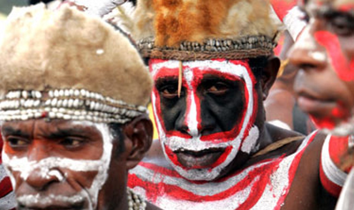 Papuasai švenčia 61-ąsias Indonezijos nepriklausomybės metines kultūriniame festivalyje.