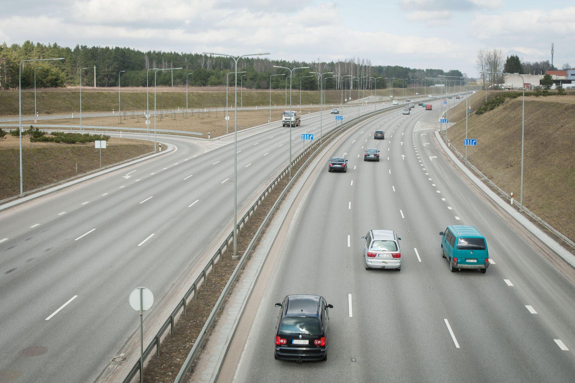 Vilniaus Vakarinis Aplinkkelis Pagaliau Gavo Vardą - Delfi Miestai