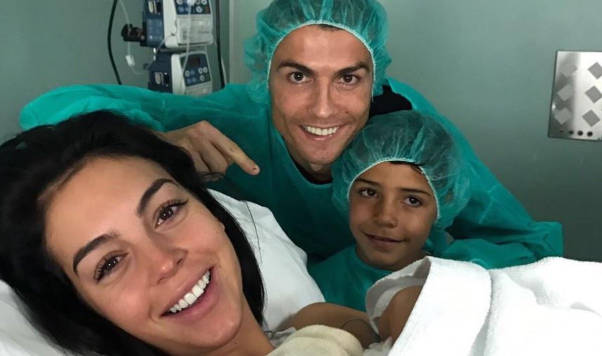 Cristiano Ronaldo su šeima