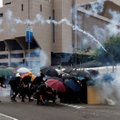 Honkongo policija pristatė naujas priemones protestams malšinti