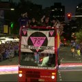 Šimtai tūkstančių žmonių Sidnėjuje stebėjo gėjų ir lesbiečių eitynes