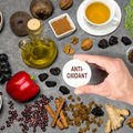 Kodėl antioksidantai mums yra gyvybiškai svarbūs bei kokiu būdu jų galime gauti?