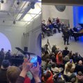 Pianistui Maskvoje sugrojus ukrainiečių kompozitoriaus kūrinį, koncertą nutraukė policija: šis nesiliovė skambinti