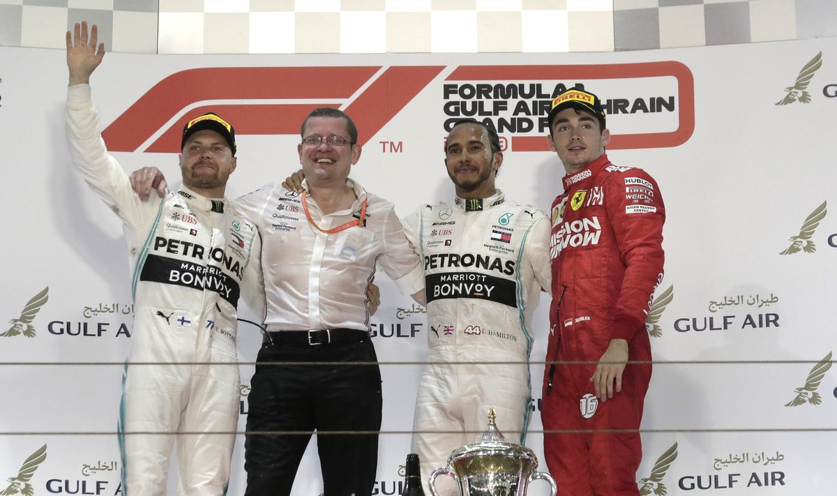 Bahreino GP nugalėtojų podiumas