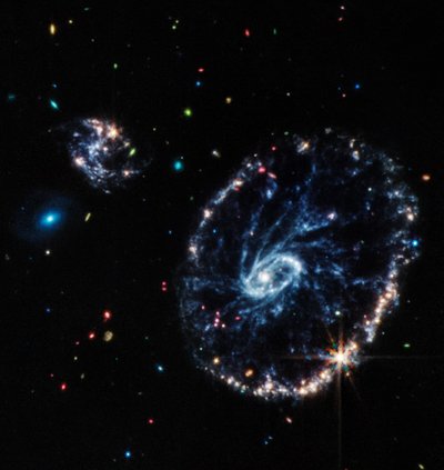 Cartwheel galaktika. NASA/ESA/James Webb/Scanpix nuotr.