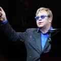 E. Johnas per koncertą Rusijoje neslėpė nusivylimo homoseksualų nepalaikančiu įstatymu