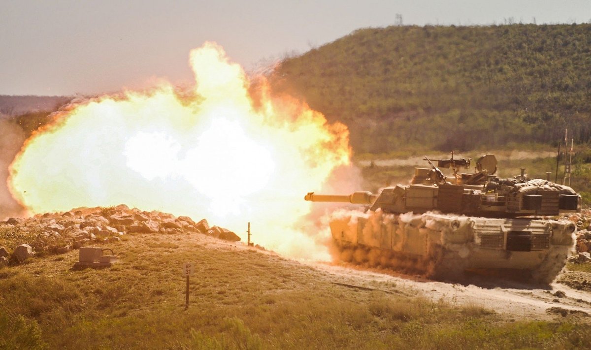 Tankas M1A2 Abrams