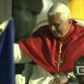 Popiežius Lurde aukojo mišias tūkstančiams piligrimų