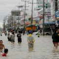 Tailando pietinę dalį užtvindė potvyniai: užlieti tūkstančiai kaimų, yra žuvusiųjų