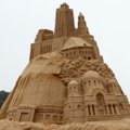 Kaunas neatsilieka nuo sostinės - ten taip pat kyla didinga smėlio skulptūra