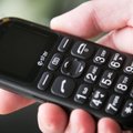 74-erių Vytautas telefoną senjorams palygino su „Nokia“