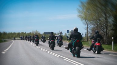 Kas dešimtame eismo įvykyje dalyvauja motociklininkai: kaip išvengti nelaimių atšilus orams?