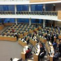 Neeilinė sesija: ar Seimas išpildys V. Landsbergio ir R. Pakso svajones?