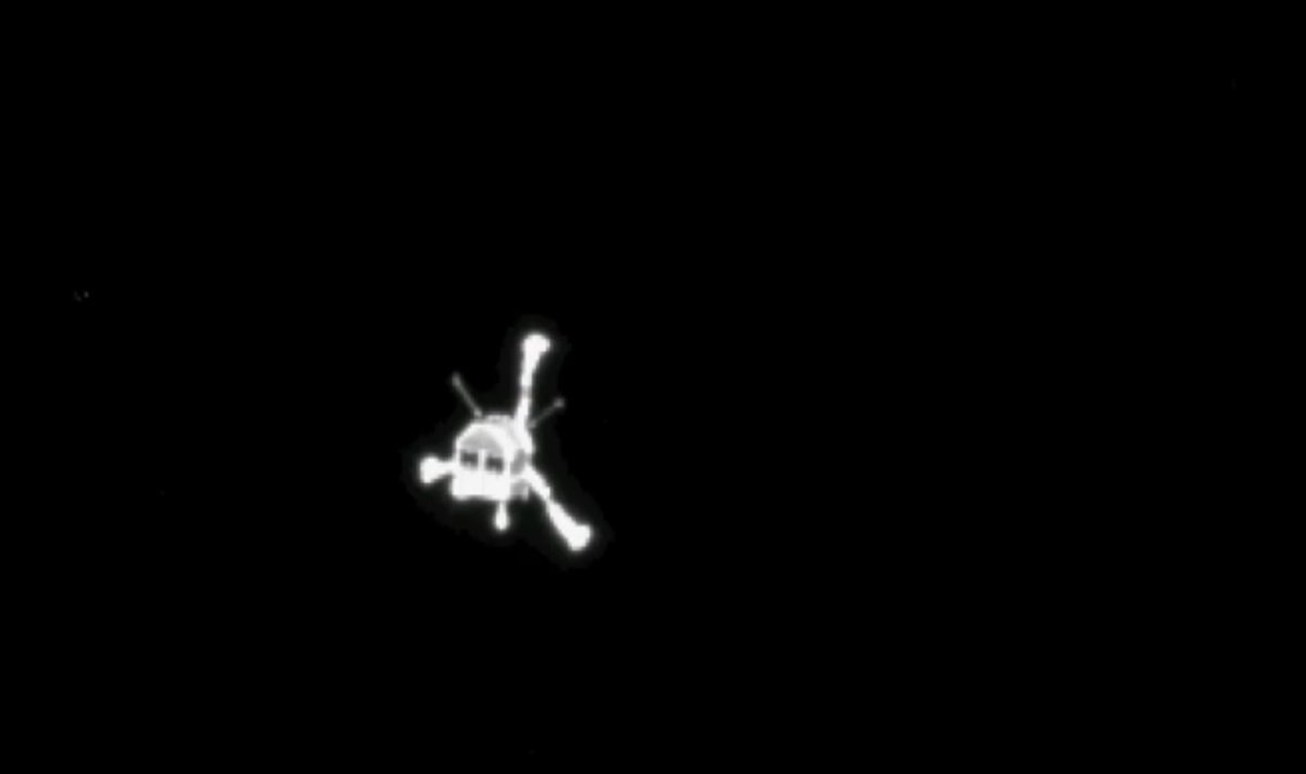"Philae" modulis artėja prie kometos