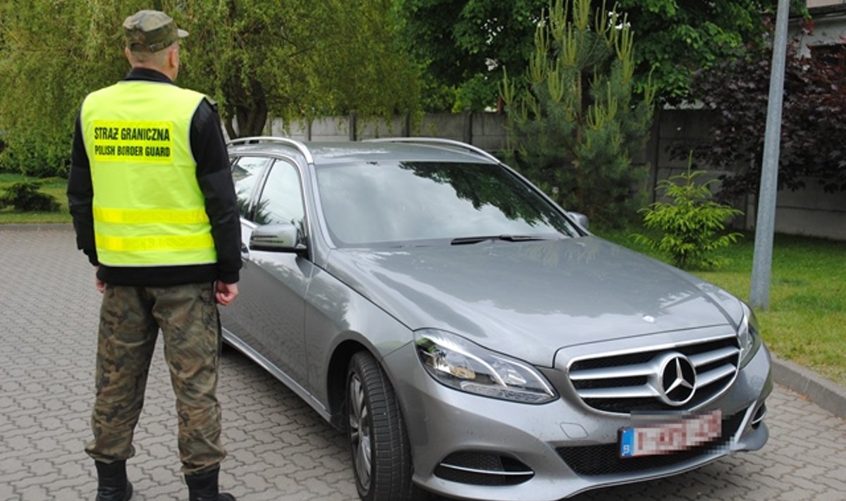 Mercedes skradziony w Belgii. Foto: strazgraniczna.pl