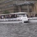 Berlyne plaukios saulės energija varomas laivas