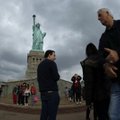 Laisvės statula Niujorke vėl atidaryta lankytojams