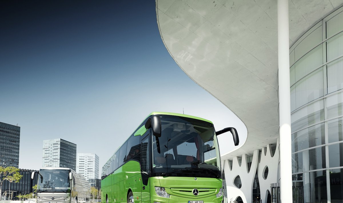 "Mercedes-Benz Tourismo RHD" autobusas