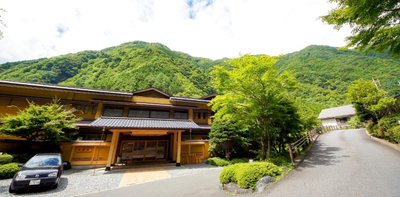 Seniausias pasaulio verslas. Viešbutis „Nishiyama Onsen Keiunkan“ įsteigtas 705 metais