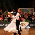 Lietuvos šokėjų pora D. Vėželis ir L. Chatkevičiūtė tapo profesionalų pasaulio čempionais
