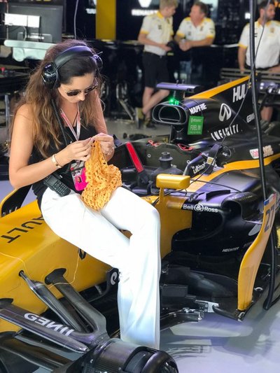 F-1 lenktynininkas Nico Huelkenbergas ir Eglė Ruškytė