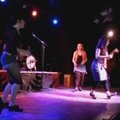 Šokėjai iš Argentinos derina čečiotką su tango muzika