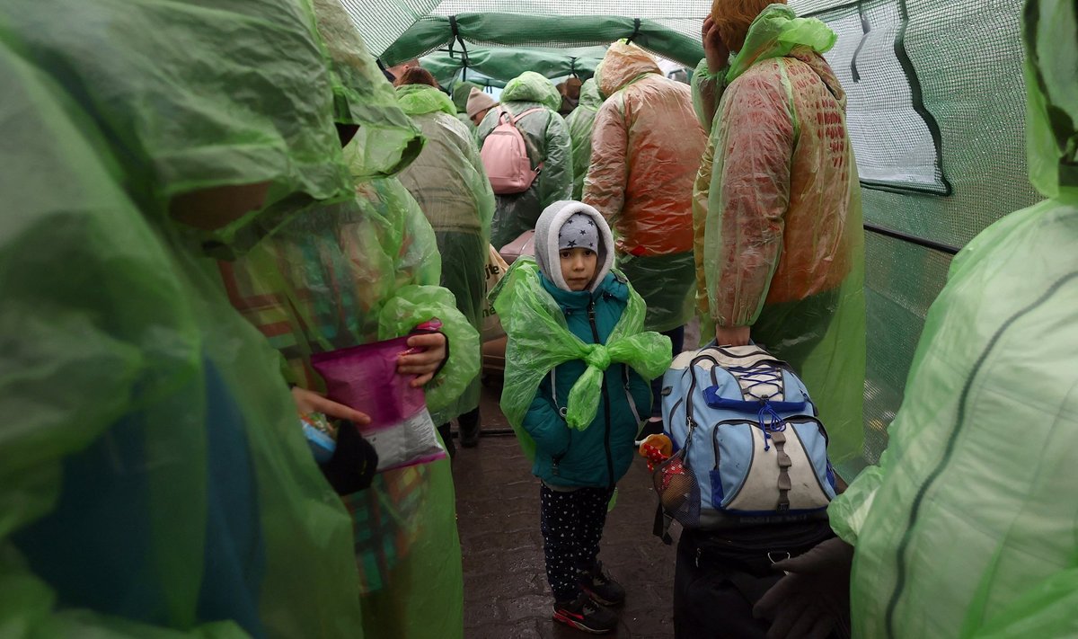 Karo pabėgėliai Ukrainos-Lenkijos pasienyje