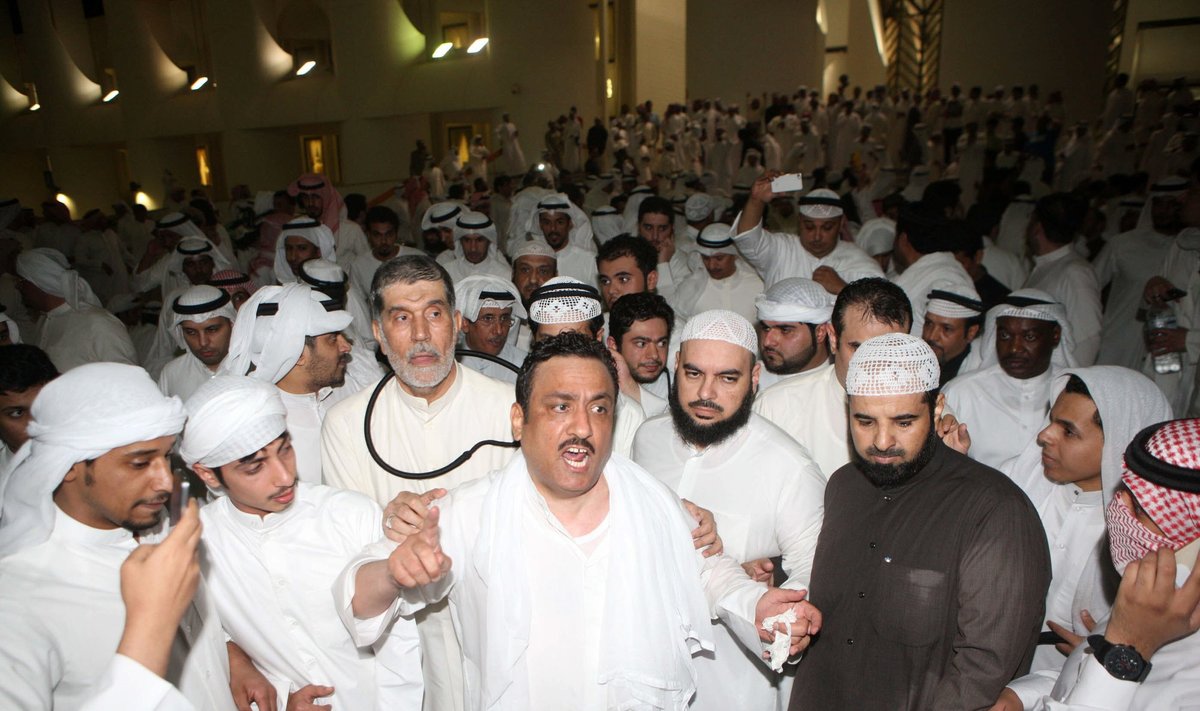 Protestuotojai užėmė Kuveito parlamentą