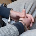 Vilniuje sulaikomas girtas jaunuolis pasipriešino ir sudavė policijos pareigūnui