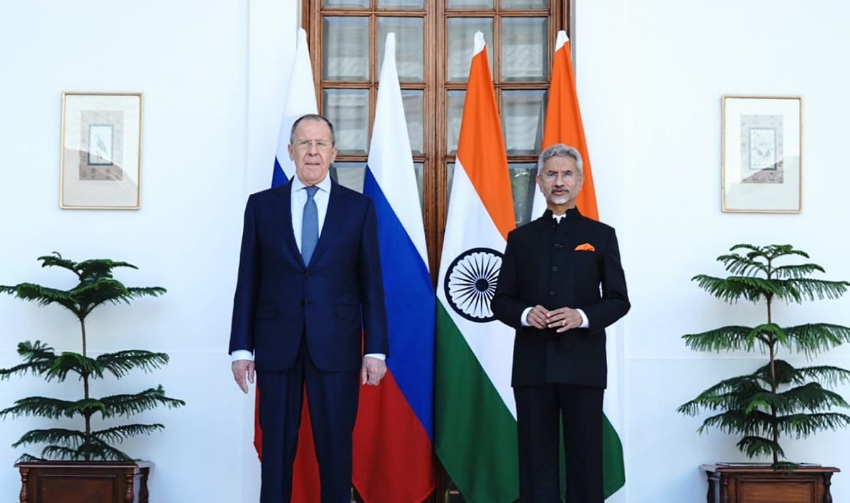 S. Lavrovas lankosi Indijoje