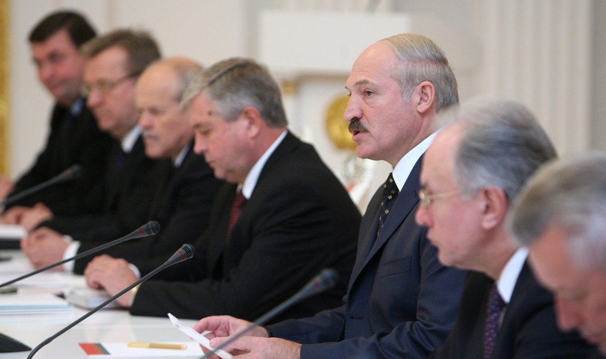 Sergejus Martynovas, Aleksandras Lukašenka, Vladimiras Semasko