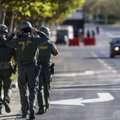 Kalifornijoje nežinomas užpuolikas šūviais sužeidė du patruliavusius policijos pareigūnus