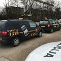 Vilnius taxi drivers strike against Uber