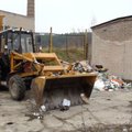Aplinkosaugininkai surado nelegalų atliekų sandėlį