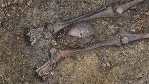Didžiojoje Britanijoje rasta maždaug 40 nukirsdintų romėnų skeletų su kaukolėmis tarp kojų