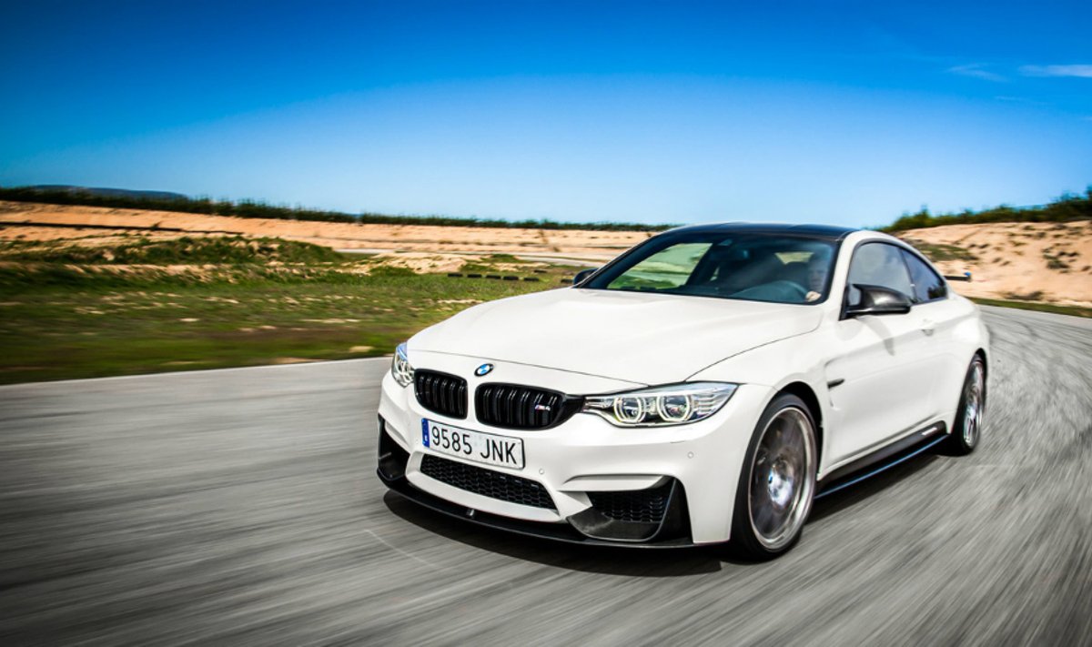 "BMW M4 Competition Sport"