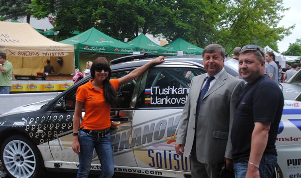 Trakų vasaros sezono atidaryme dalyvavo ir „Solisun Girls Racing Team“ ekipažas