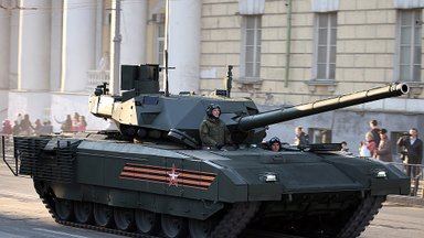 Глава "Ростеха": танк "Армата" лучше всех, но слишком дорог для войны