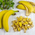 Naminis bananų vanduo: kodėl jis toks populiarus ir kuo jis naudingas augalams jūsų sode bei namuose