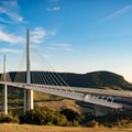 Architektūros stebuklais vadinami įspūdingiausi pasaulio tiltai: apsilankius užgniauš kvapą