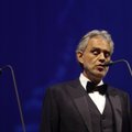 Andrea Bocellis stojo ginti seksualiniu priekabiavimu kaltinamo Placido Domingo