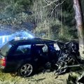 Didelė avarija Kauno rajone – sumaitotame automobilyje prispaustas žmogus