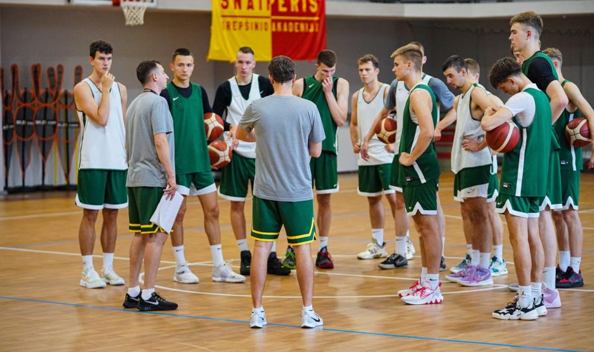 Lietuvos U18 vaikinų krepšinio rinktinė