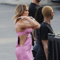 46-erių Jennifer Lopez liemenėlei tarė „ne“ ir patyrė siaubingą stiliaus fiasko liūdnas vaizdelis