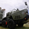 Rusija pradės tiekti Indijai oro erdvės gynybos sistemas S-400