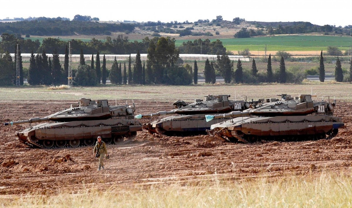 Izraelio tankai netoli Gazos Ruožo