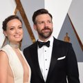 Olivia Wilde teigia, kad Jasonas Sudeikis dokumentus dėl vaikų globos jai įteikė „pačiu agresyviausiu būdu“