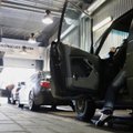 „Regitros“ klientai nevilty: automobilių užregistruoti nepavyksta ir savaitę, įmonė prašo kantrybės